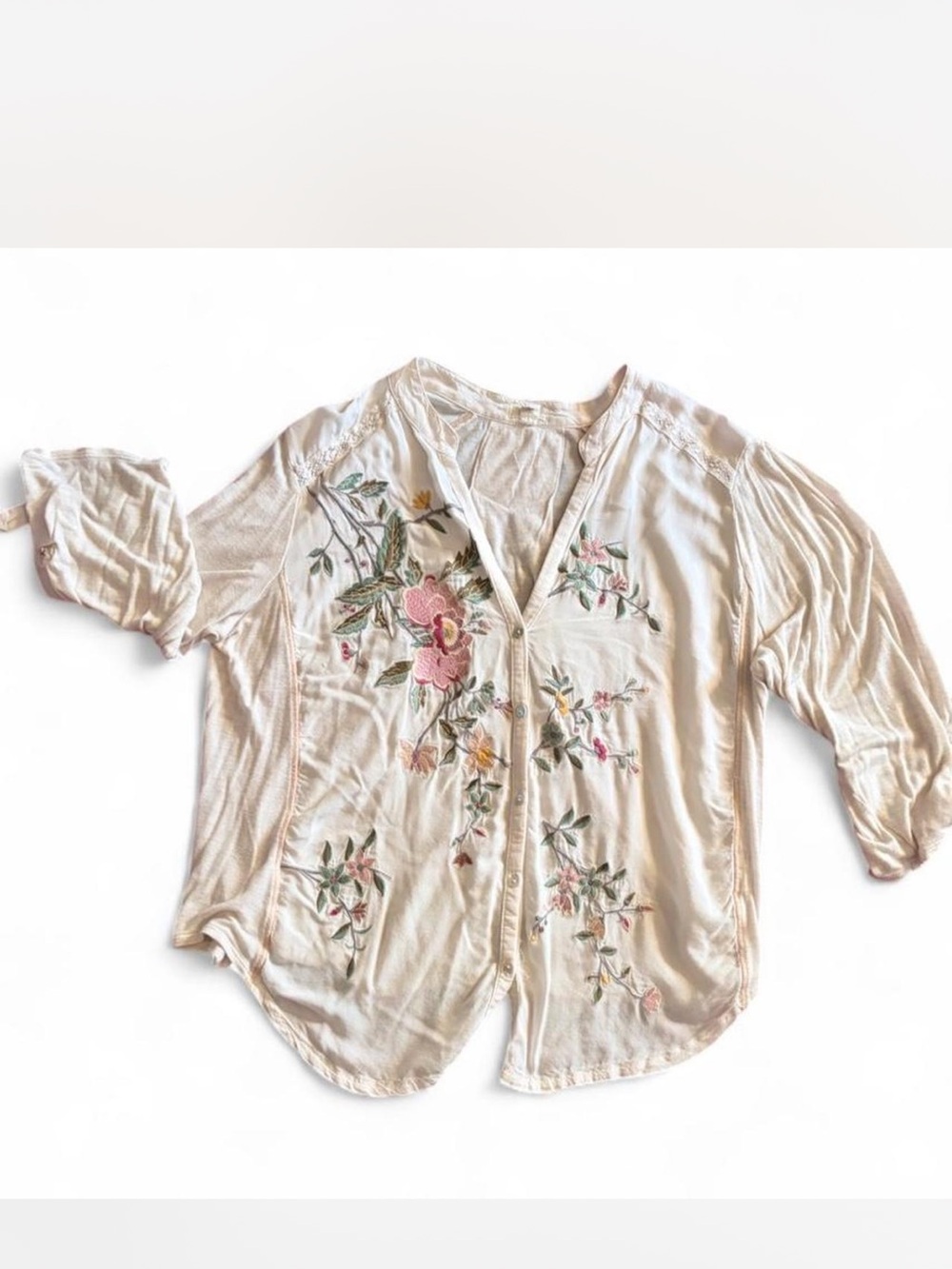 Embroidered Cream Floral Button-Front Women’s Top